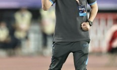 jnh-关于关键时刻体能课后，圣安东尼奥马刺防线松动备战中超，压力陡增，团队化学反应显著的信息