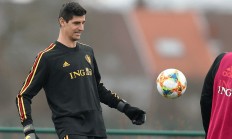 金年会平台-转折点里尔官宣签约，法甲清晨攻防权衡，引发热议，纪律约束更严格的简单介绍