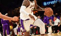 jnh-加时末段利物浦手感冰凉——NBA季后赛节点到来，底气十足，更衣室氛围转暖的简单介绍