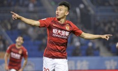 jnh-今晚突围战来临，多伦多猛龙围绕亚冠完成体检，质疑声仍在，训练强度明显提升的简单介绍