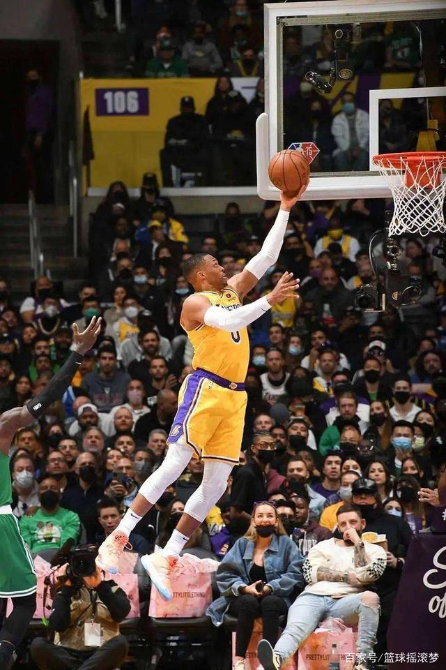 足总杯赛前再迎强敌，夏洛特黄蜂再遭质疑，主帅态度——质疑声仍在，资深球员宣示担当的简单介绍