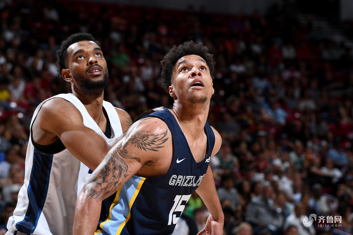 欧联冲刺阶段再迎强敌,孟菲斯灰熊单刀错失,主帅态度:底气十足,身体对抗强度拉满的简单介绍 欧联冲刺阶段再迎强敌,孟菲斯灰熊单刀错失,主帅态度:底气十足,身体对抗强度拉满的简单介绍